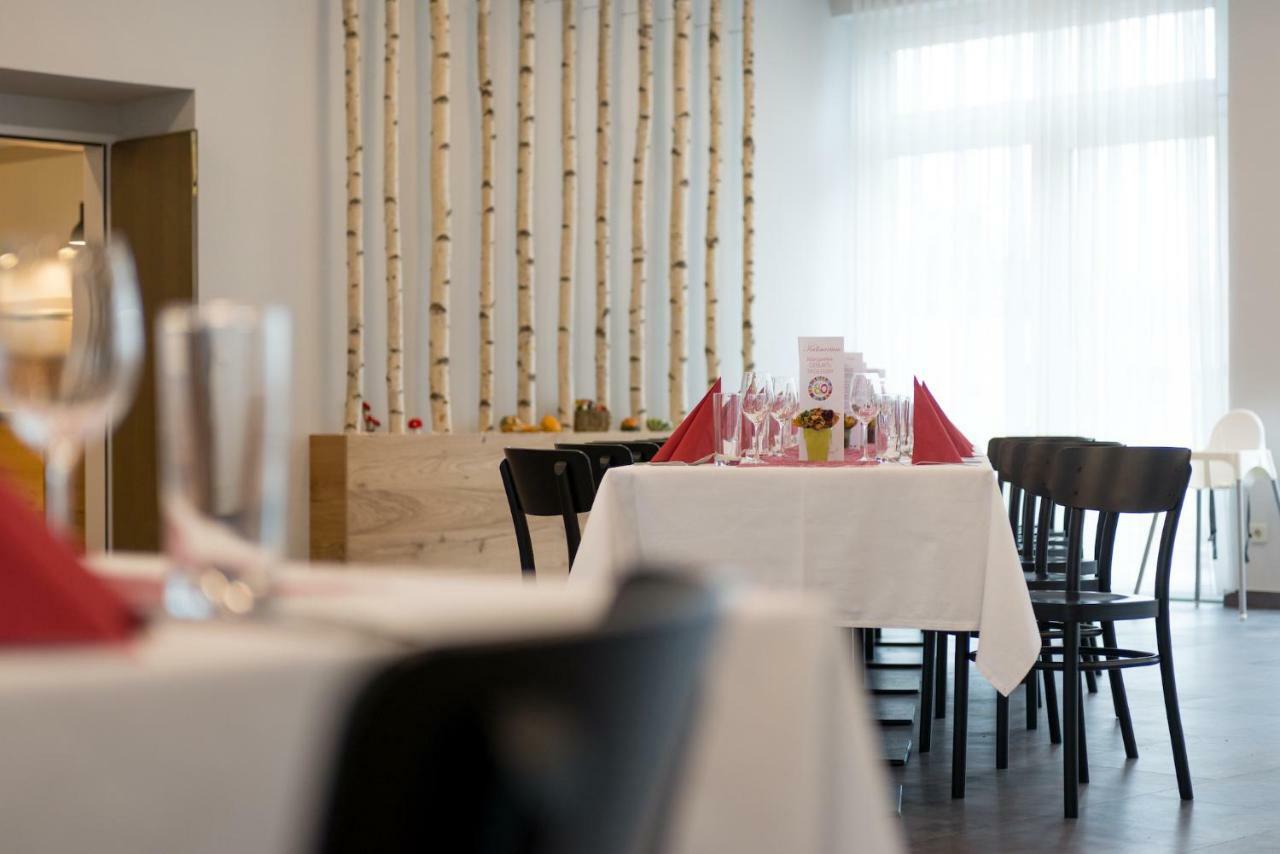 Campus Horn Hotel Eksteriør billede