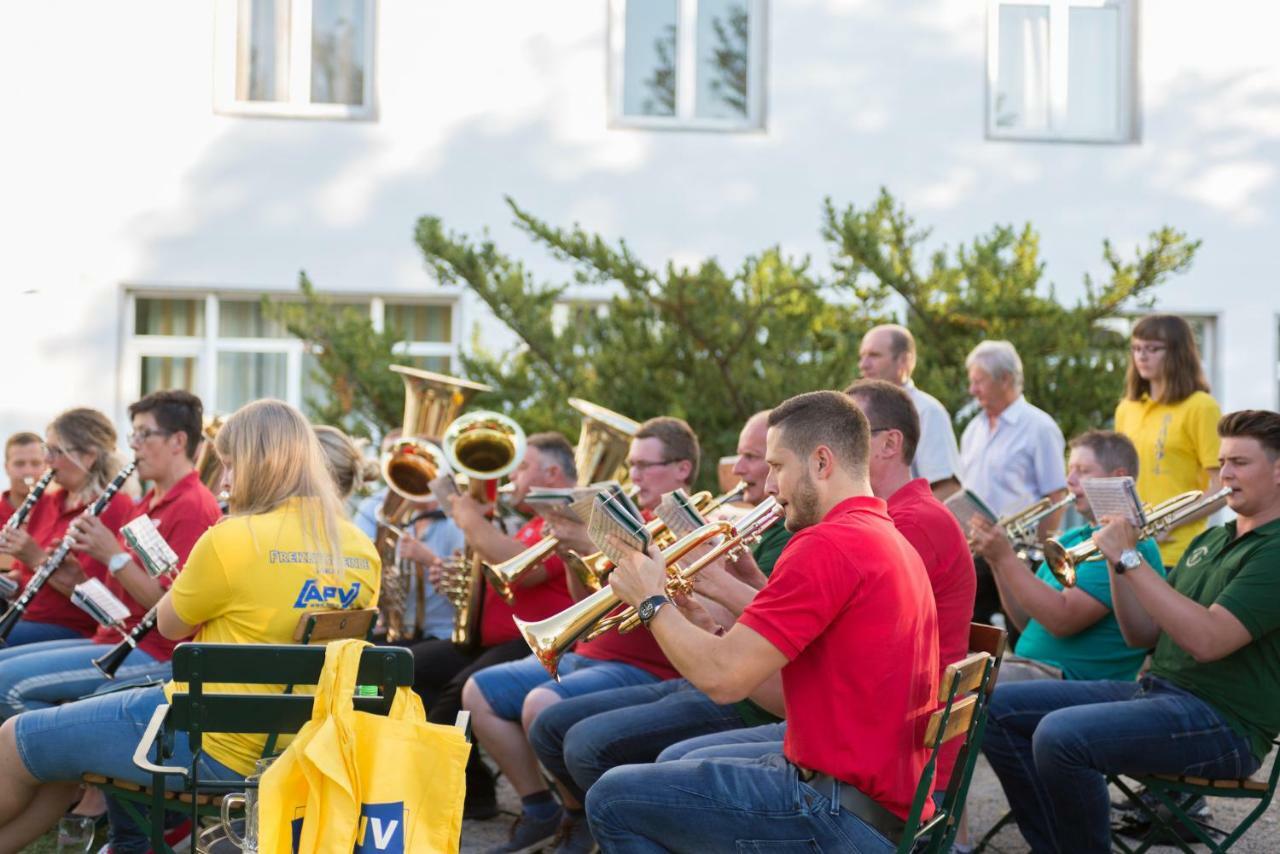 Campus Horn Hotel Eksteriør billede