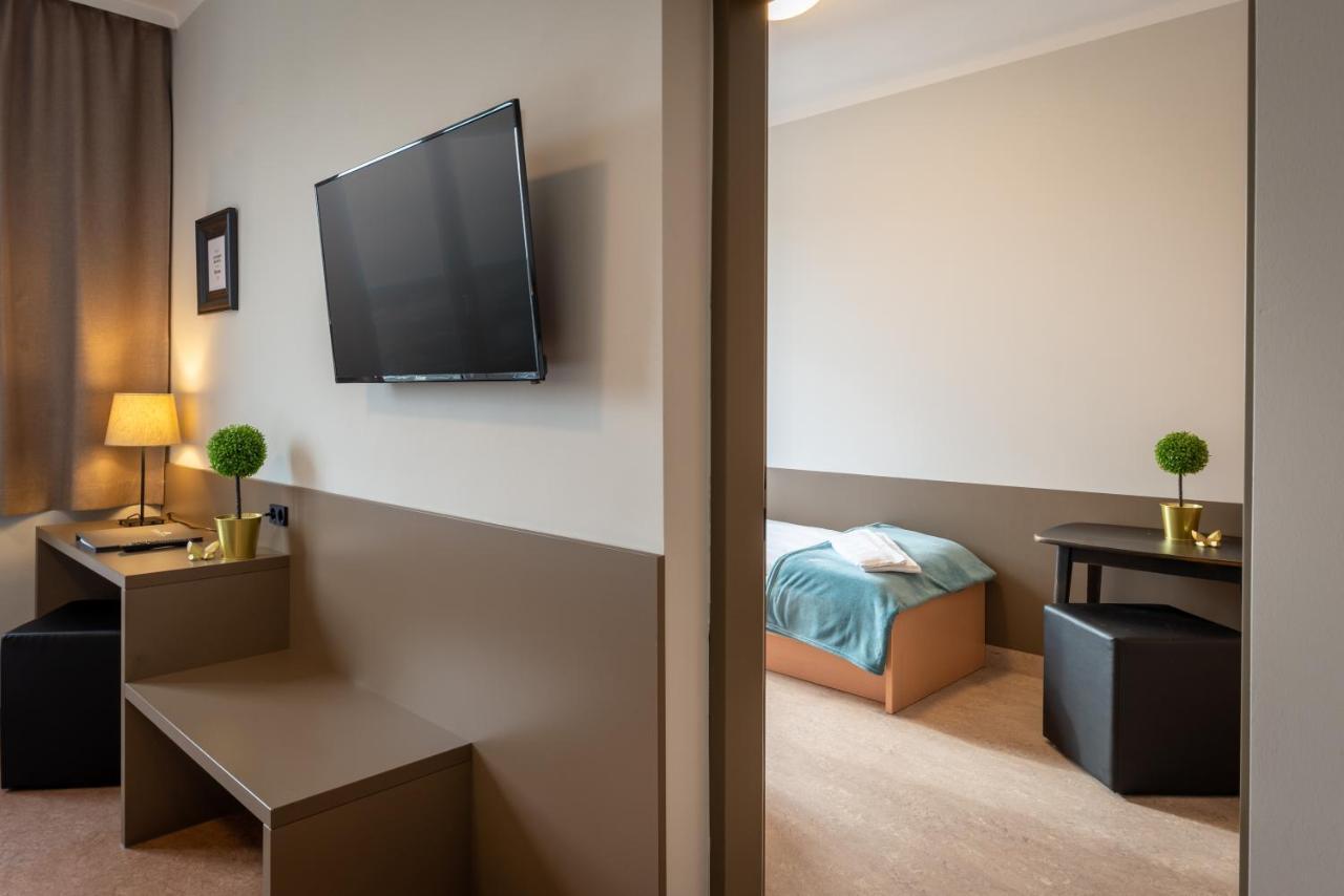 Campus Horn Hotel Eksteriør billede
